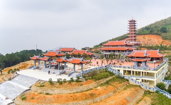 Đình Hoành Sơn - Phác họa hồn cốt quê hương, xứ sở
